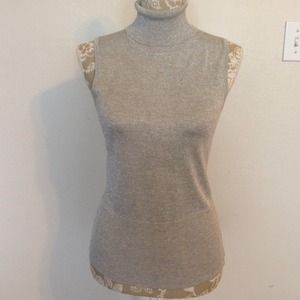 REDUCED! Silver sleeveless turtleneck, very pretty