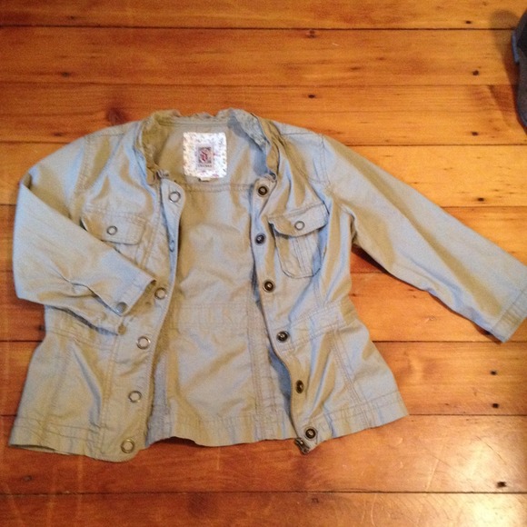 Tan 3/4 Sleeve Lightweight Jacket