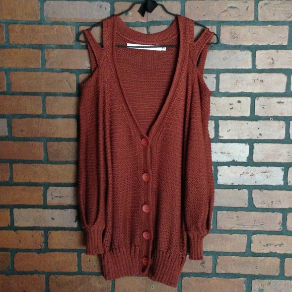 🚫SOLD🚫 LF knitted cardigan