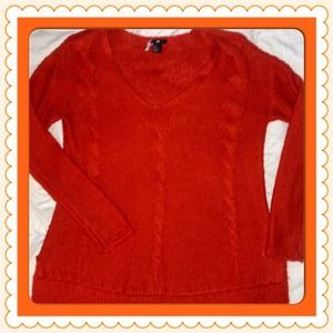 💚 H&M slouchy orange sweater