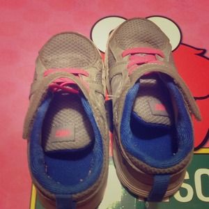 Nike toddler shoes
