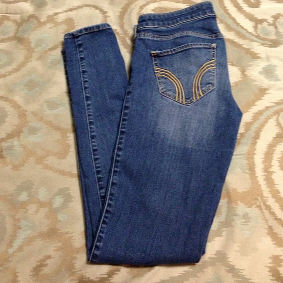 Hollister skinny jeans