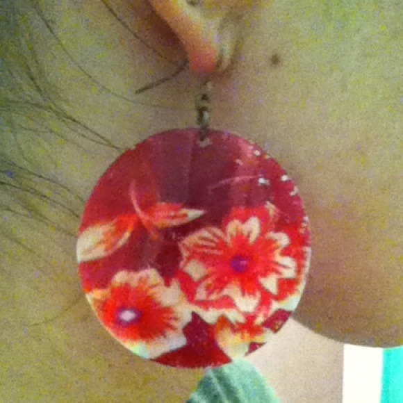 Vintage inspired floral print drop earrings