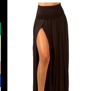 Double slit maxi skirt (black)