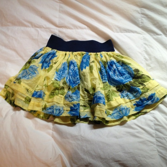 Floral abercrombie skirt