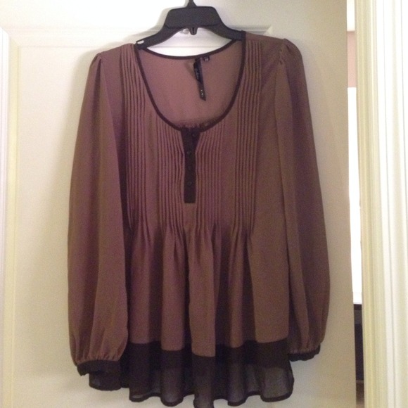 Brown long sleeve shirt