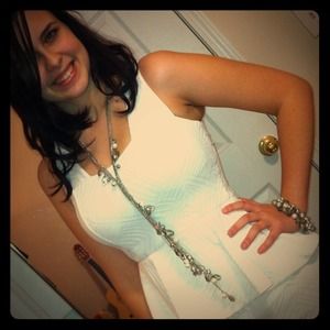 Silver necklace with white pearls