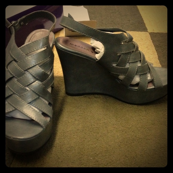Brand new grey leather wedges!