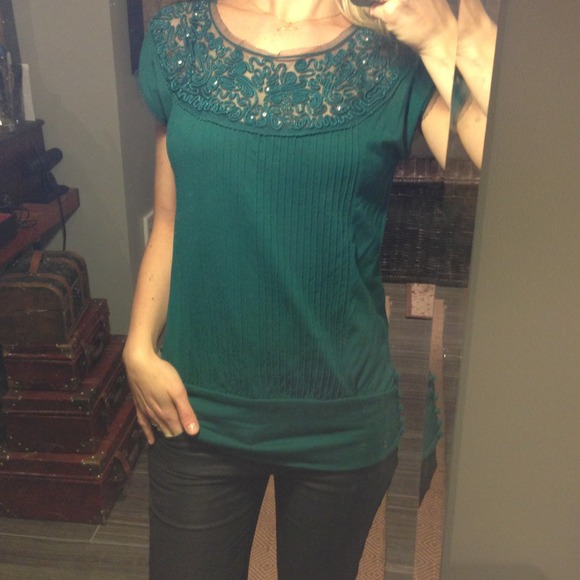 Free People Tops - *REDUCED* Free People embroidered top