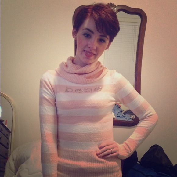 🌟SALE🌟ULTRA SOFT BEBE Pink&White striped sweater