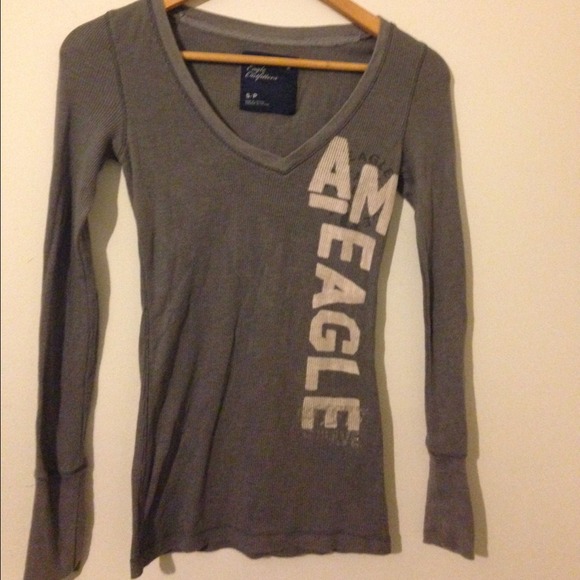 American Eagle Grey Long Sleeve !!!