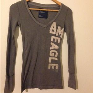 American Eagle Grey Long Sleeve !!!