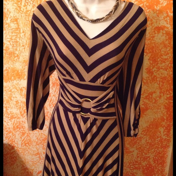 Flatter all FIGURES. amazing Maxi dress
