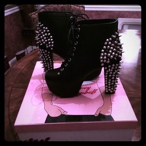 ✖️TAKEN✖️ Jeffrey Campbell LITA SPIKE (Size 8.5)
