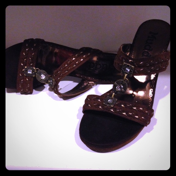 Heels!