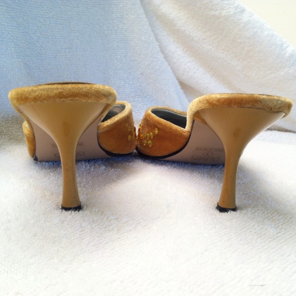 SOLD!! - Picture 2 of 4