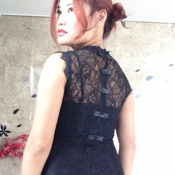 🌸BUNDLED🌸🎉3xHP🎉✨Sweetheart Lace Dress w/ Bows✨ - Picture 3 of 4