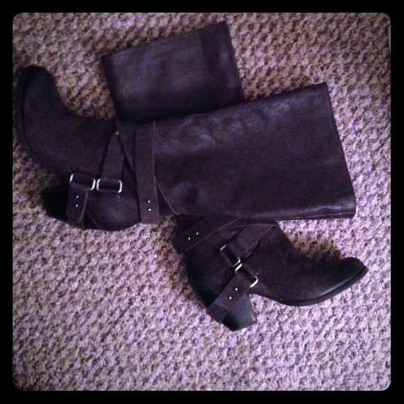 💥💥Fergie brown leather boots!💥💥