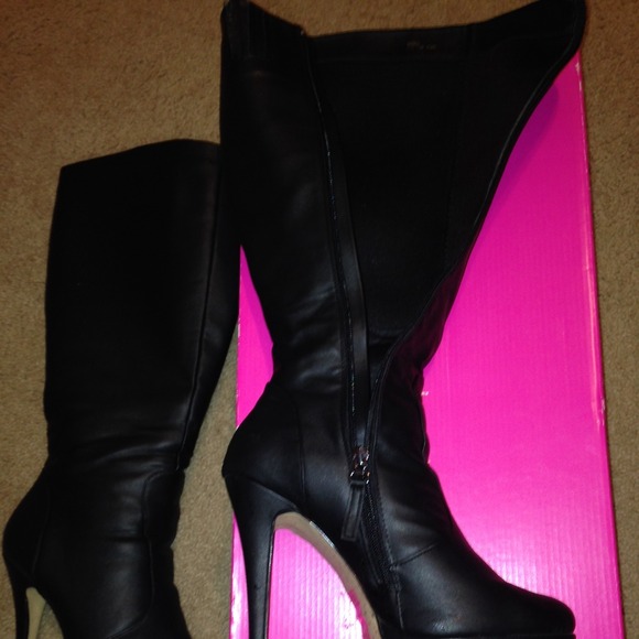 Black knee high boots
