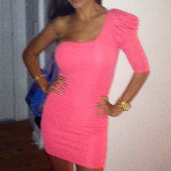 🔴Sold🔴 Pink dress