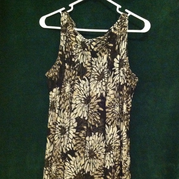 Floral vintage dress