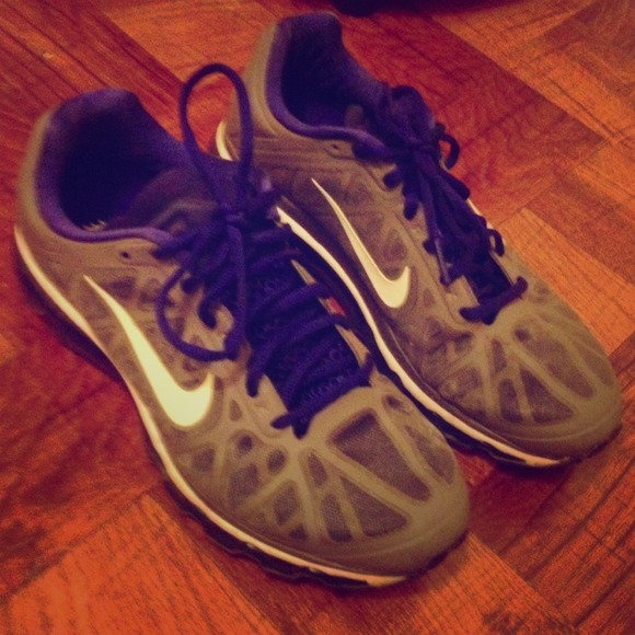 Nike Air Max 2011