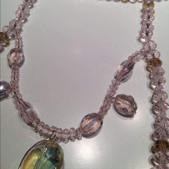 Cristallo Couture Bella Crystal Shoulder Necklace - Picture 3 of 3