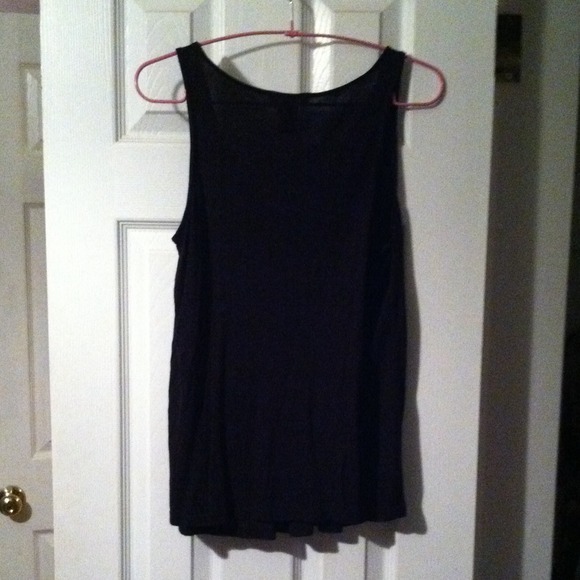 Fabulous perfect condition Candies' top. - Picture 3 of 4