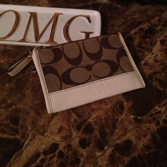 Coach keychain/card holder