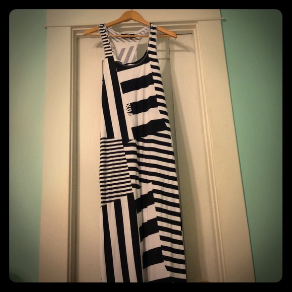 B&W Fox Maxi Dress