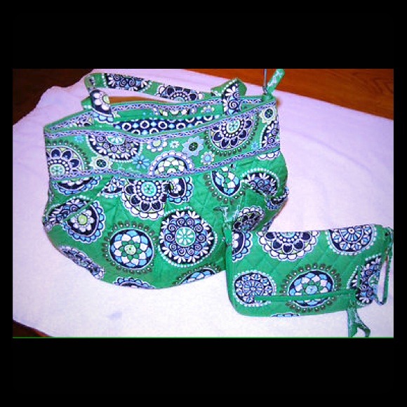 Vera Bradley Green cupcakes purse