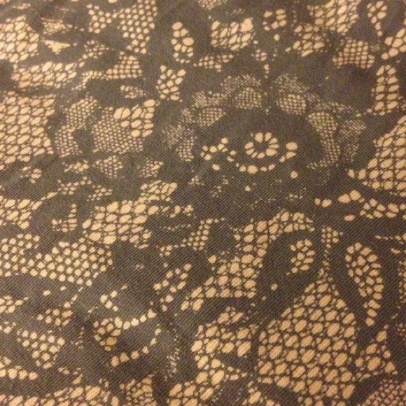 LACE-PRINT BODY-CON DRESS - Picture 3 of 3