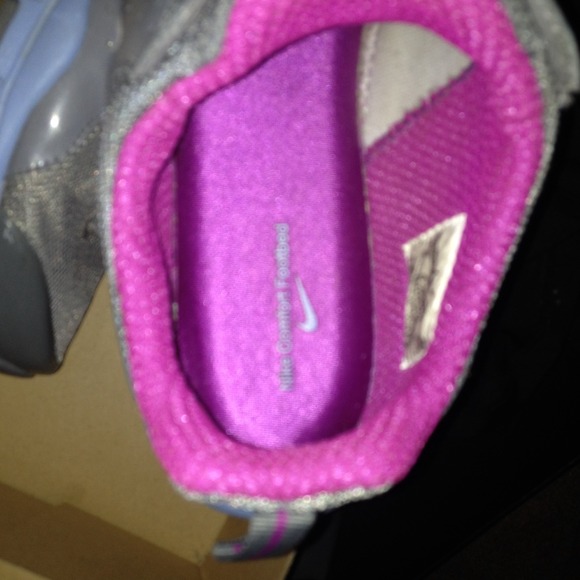 Shoes - Picture 3 of 3