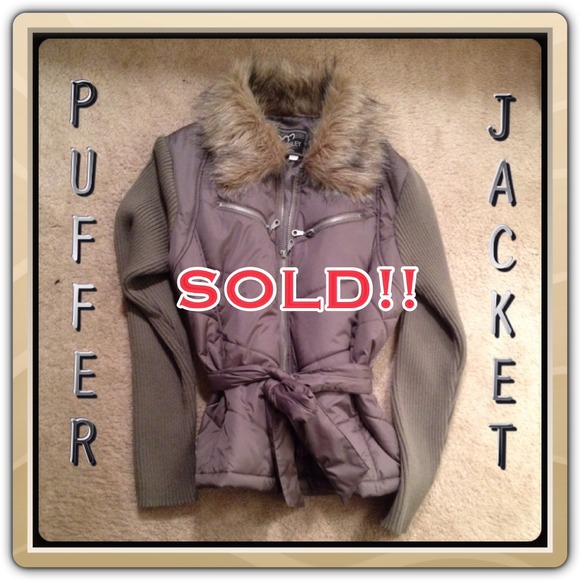 💚HOLD!!💜 Puffer Jacket with Sweater Sleeves