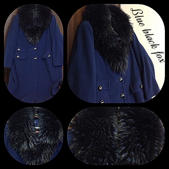 Midnight blue wool coat with blue/black fox collar - Picture 3 of 4
