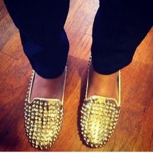 Gold steve madden studded flats