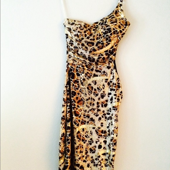 Leopard print cut out mini - Picture 2 of 4