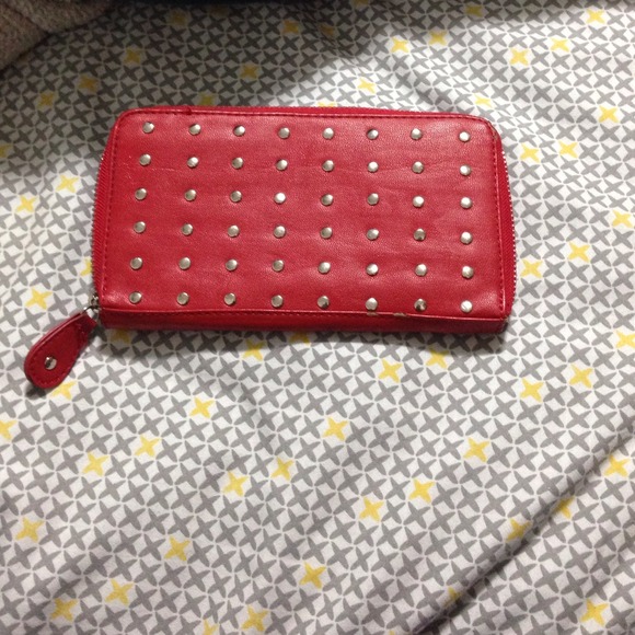 Red studded wallet - Picture 2 of 4