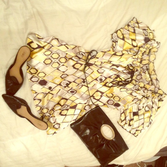 Beautiful shirt-multi-colored/patterned MUST HAVE!