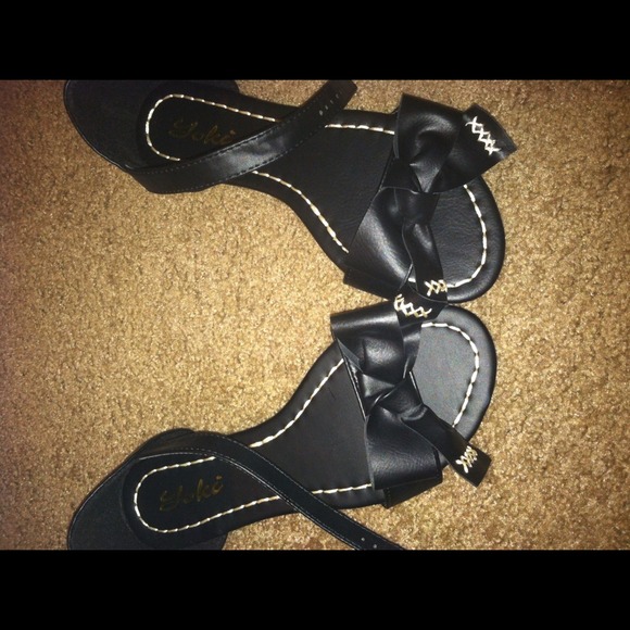 Black sandals