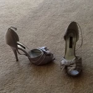 Nina Electra 4" heels