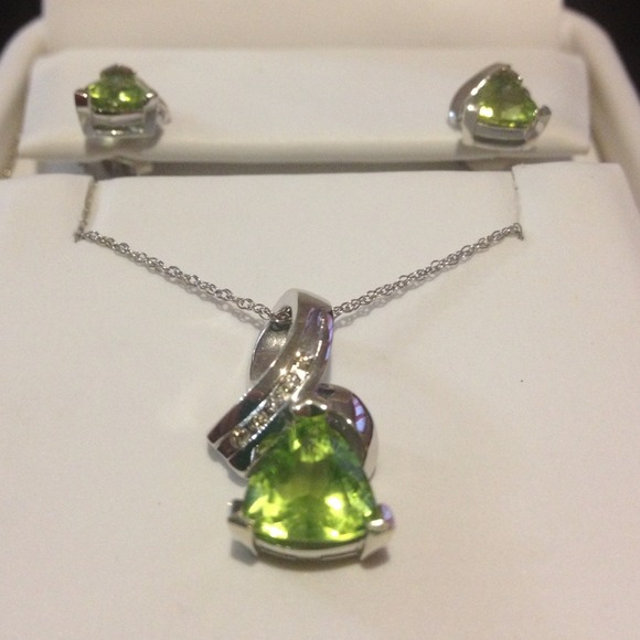 REDUCED: Diamond & Peridot necklace & earrings set