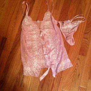 Bundled! On hold for linleighmoore.