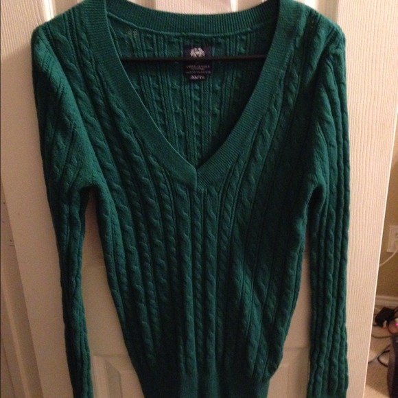 💥SOLD💥American eagle sweater