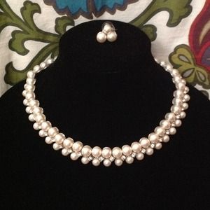 Vintage Pearl Necklace