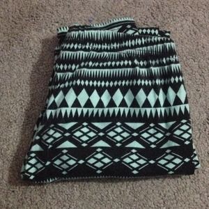 Turqoiuse tribal print leggings