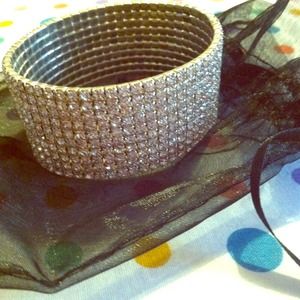 Gorgeous Stoned Bracelet