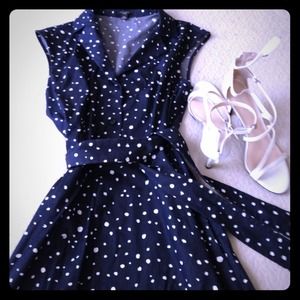 Ann Taylor knee length dress. Bandolino heels.