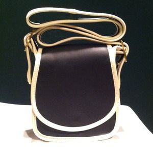NWT Black and white shoulder bag