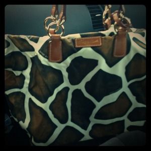 Authentic dooney and Bourke bag